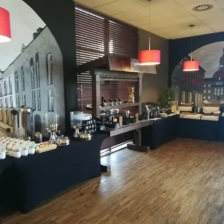 酒店 Great Polonia Silesian Economy 2*