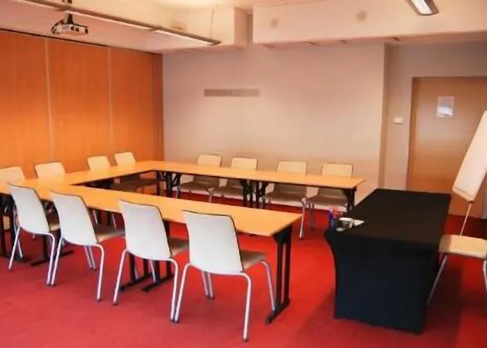 Great Polonia Silesian Economy Hotel 2*