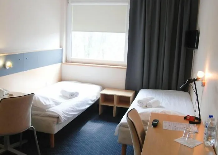 Great Polonia Silesian Economy Hotel 2* 카토비체